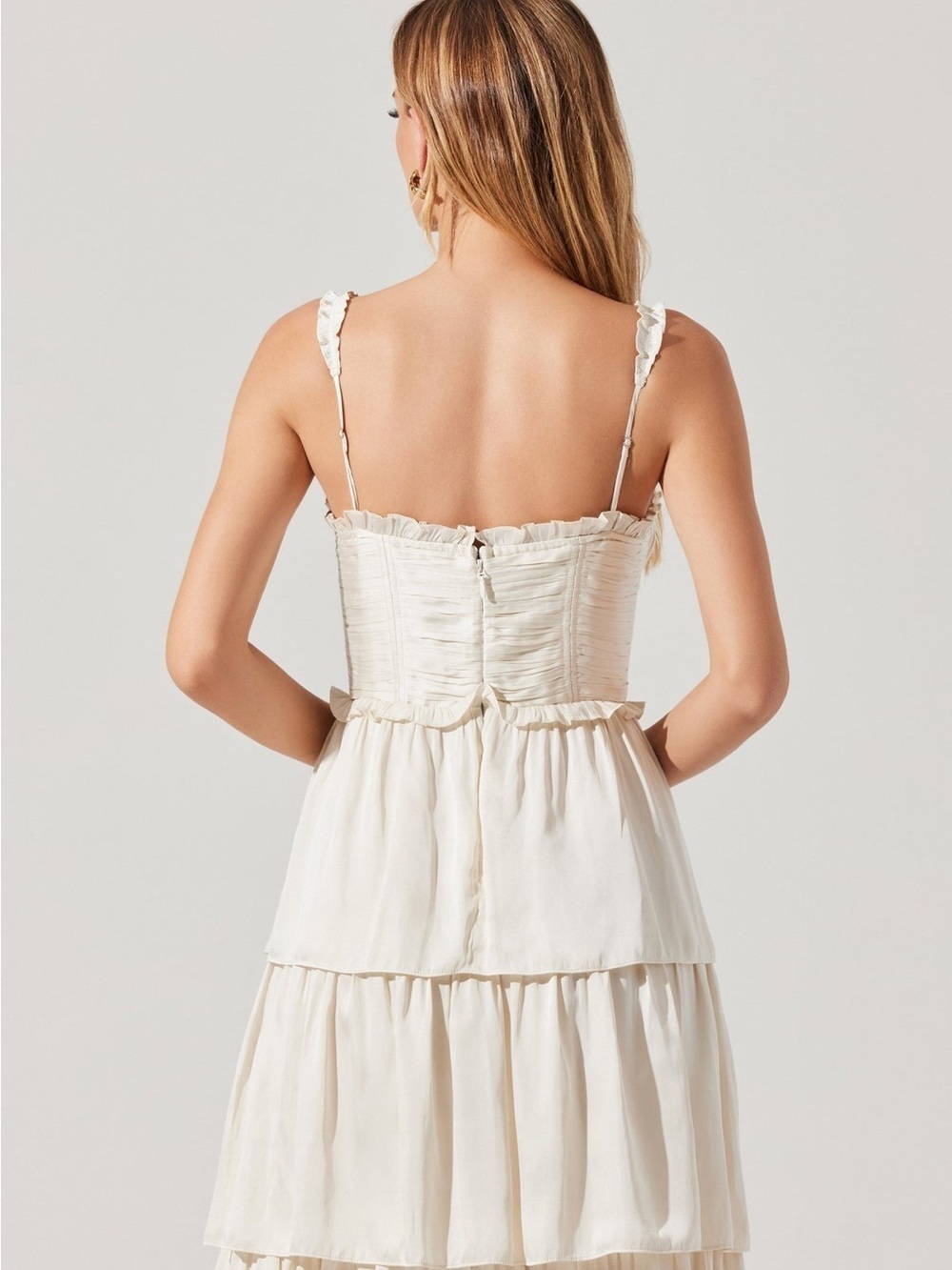 Astr the label - Tempany Tiered Bustier Maxi Dress - Picture 4 of 5